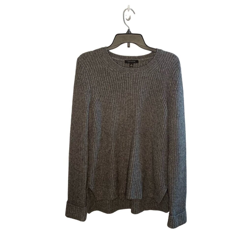 Ann Taylor Sweater Women's size Medium Wool Blend Gray Crew Neck High Low Hem